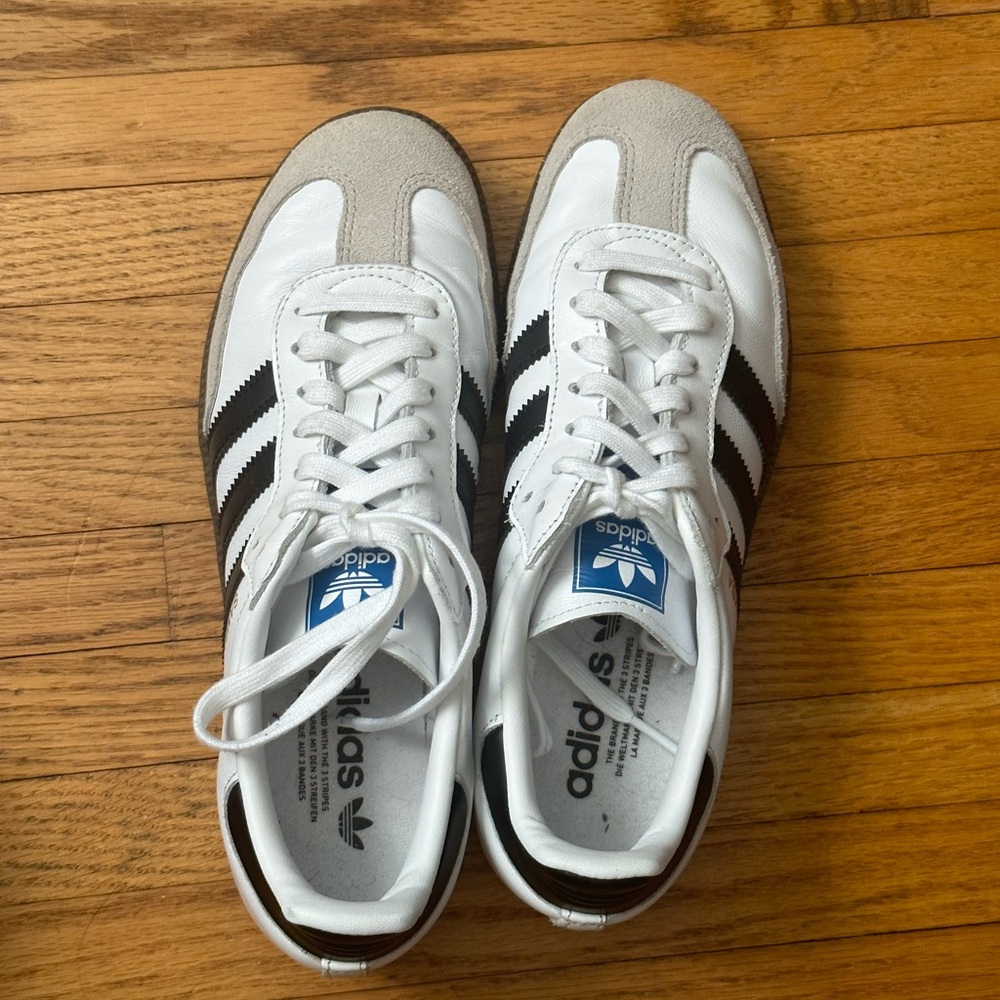 Adidas sambas